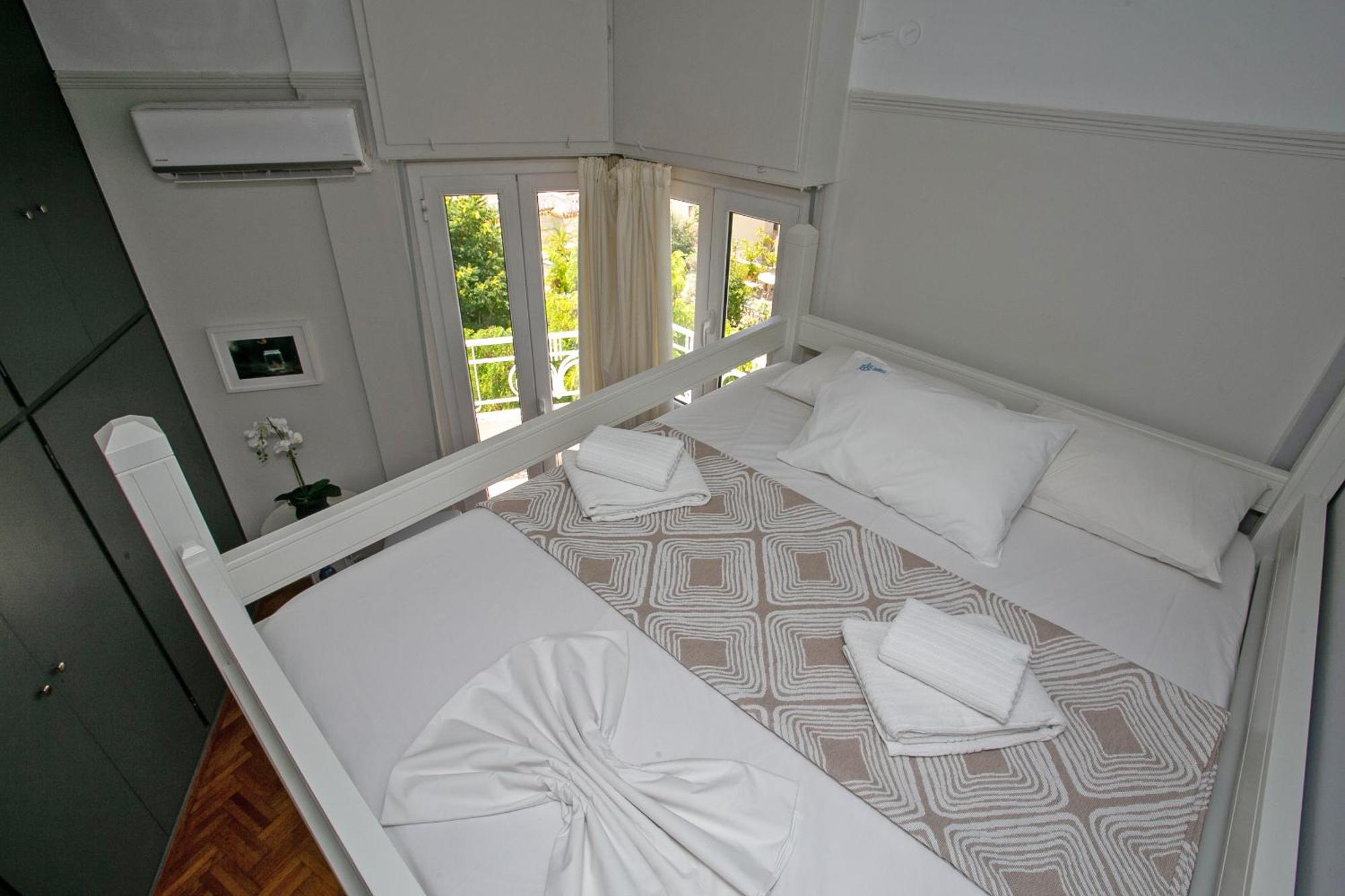 Erato By Heloni Apartments Athens Exterior photo